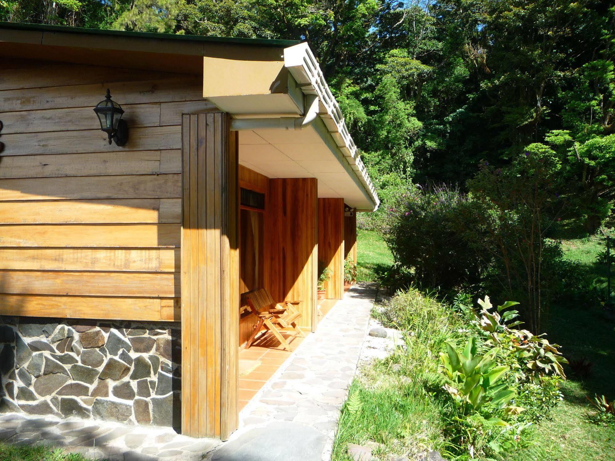 Hospedaje Mariposa Monteverde Exterior foto